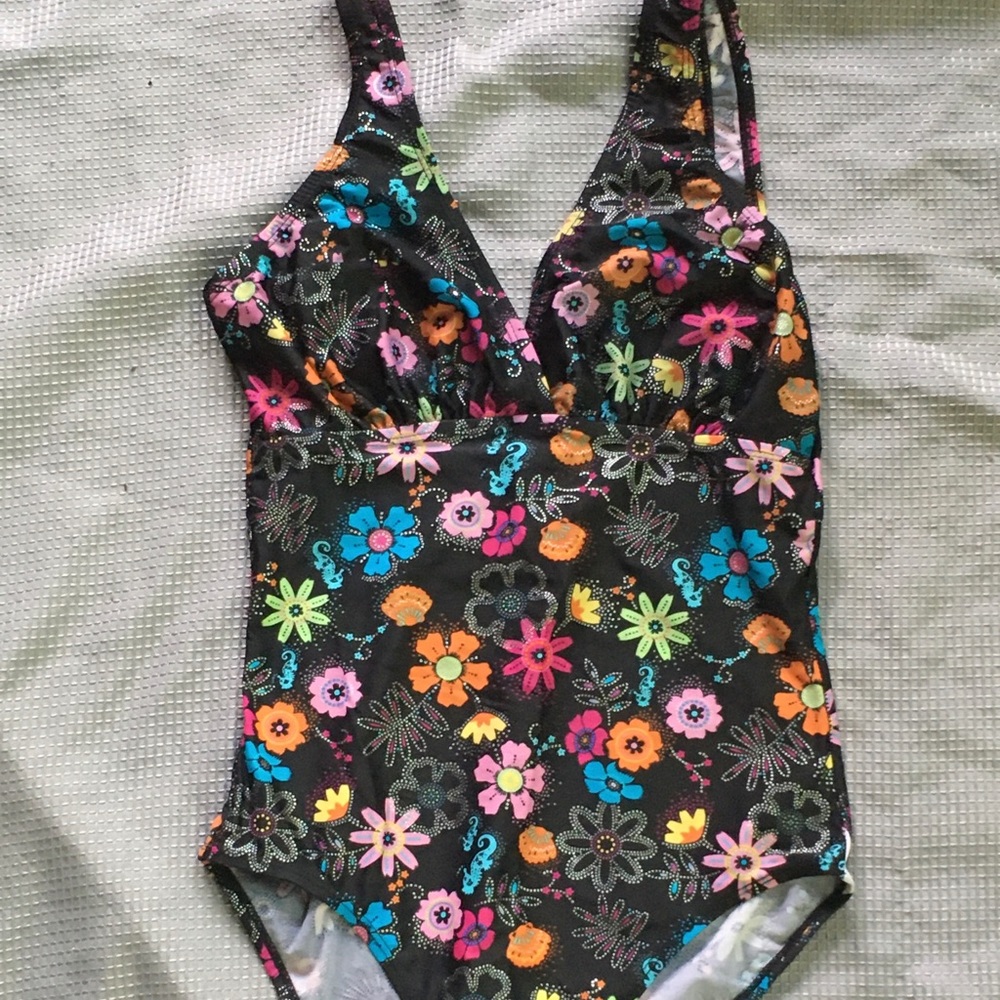 One piece bathing suit
